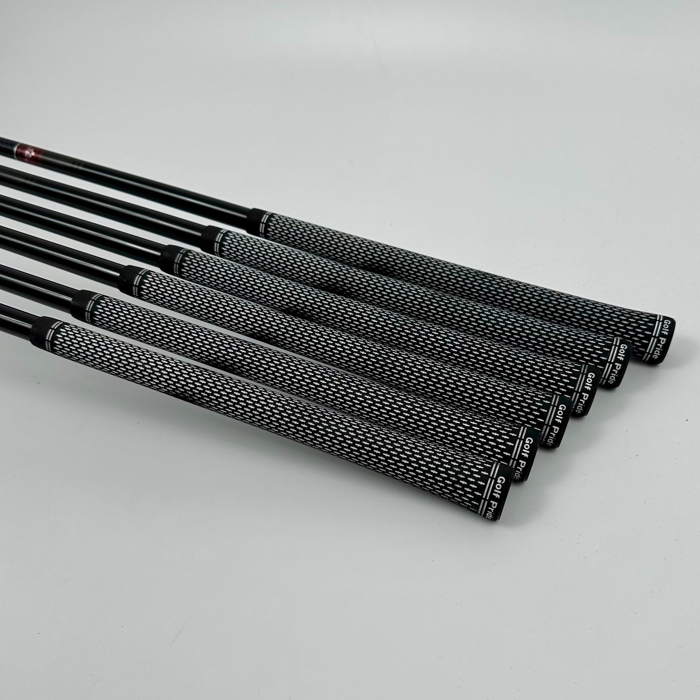 Titleist T300 6-GW / Regular / Tensei AV Series Red AM(2) R