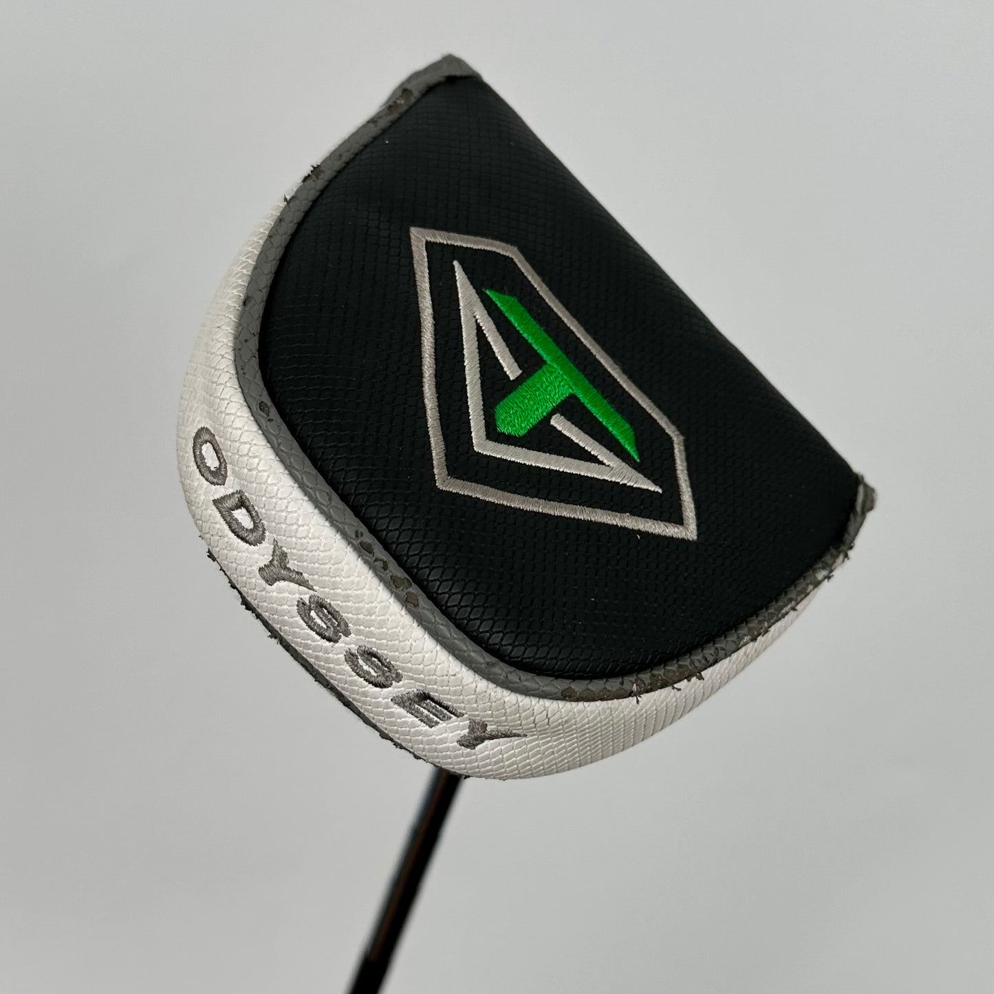 Odyssey Toulon Design Las Vegas / 34"