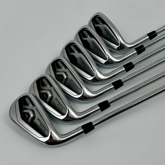 Titleist T300 5-PW / Regular / TT AMT Red R300