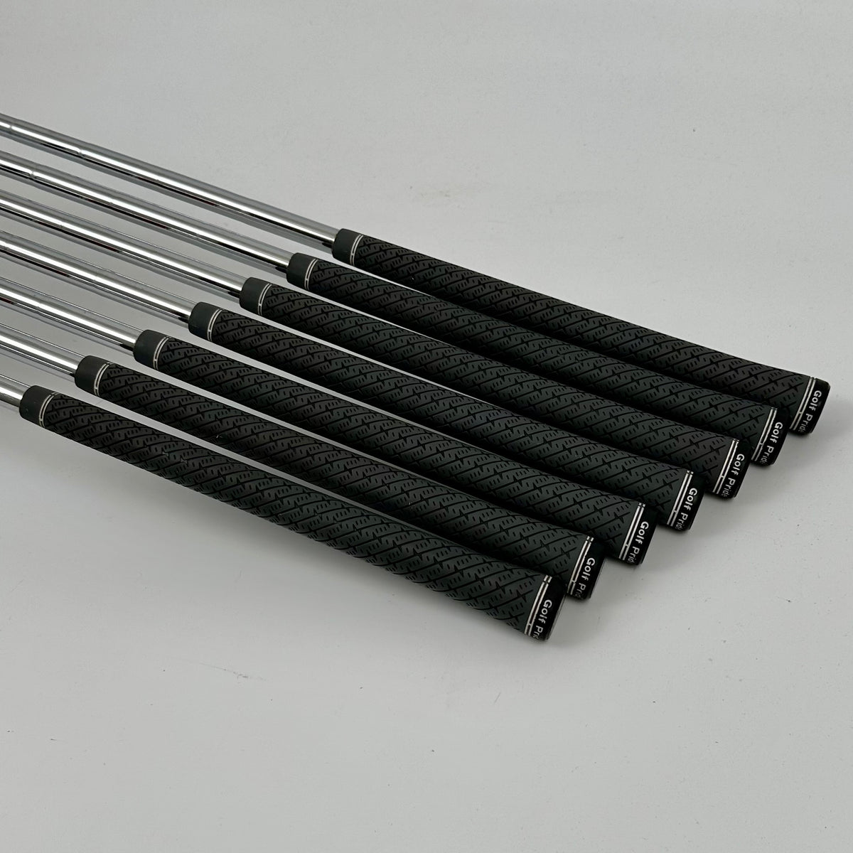 TaylorMade P7MC 4-P / Stiff / KBS Tour 120 S