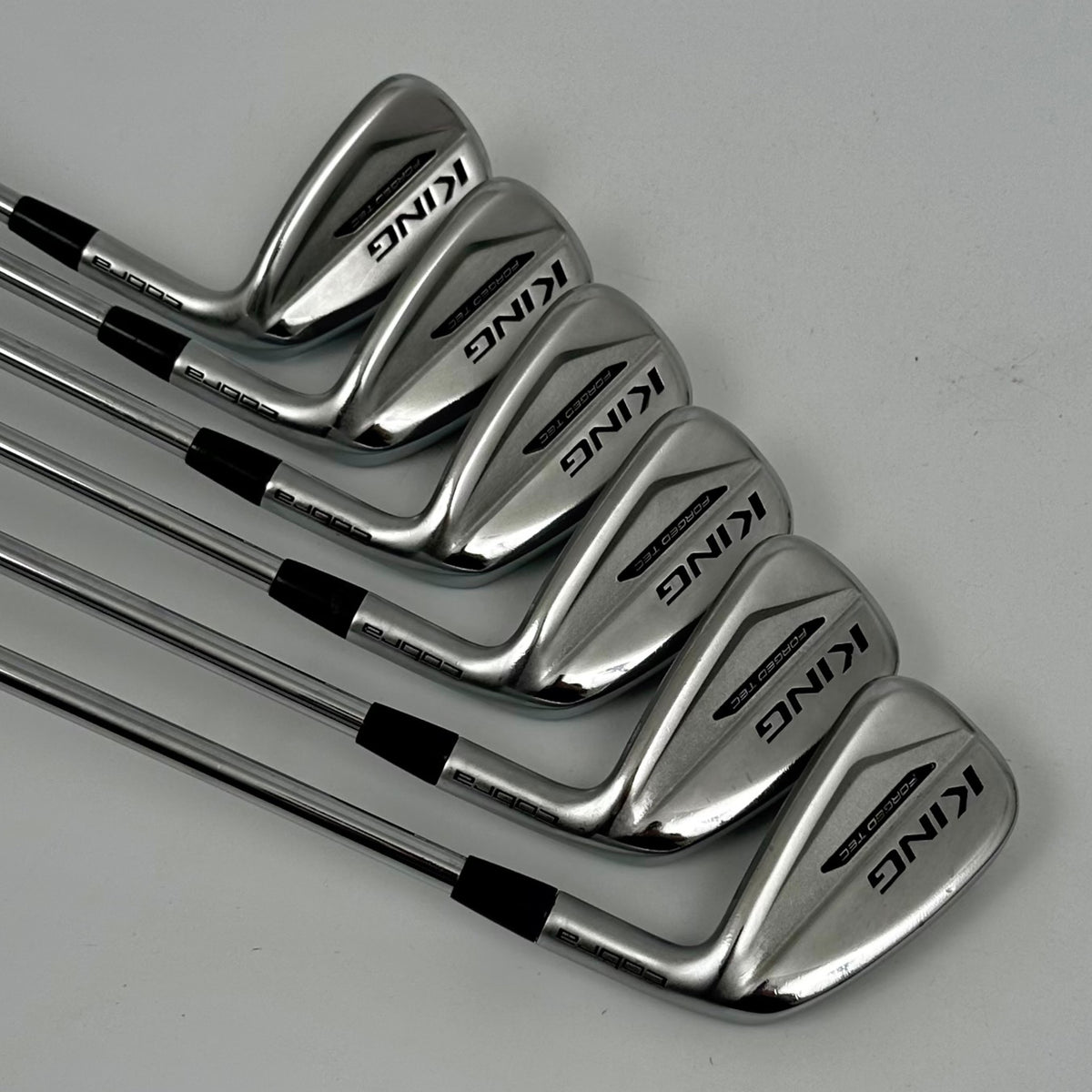 Cobra KING Forged Tec 5-P / Stiff / KBS $-Taper Lite S – bild 2