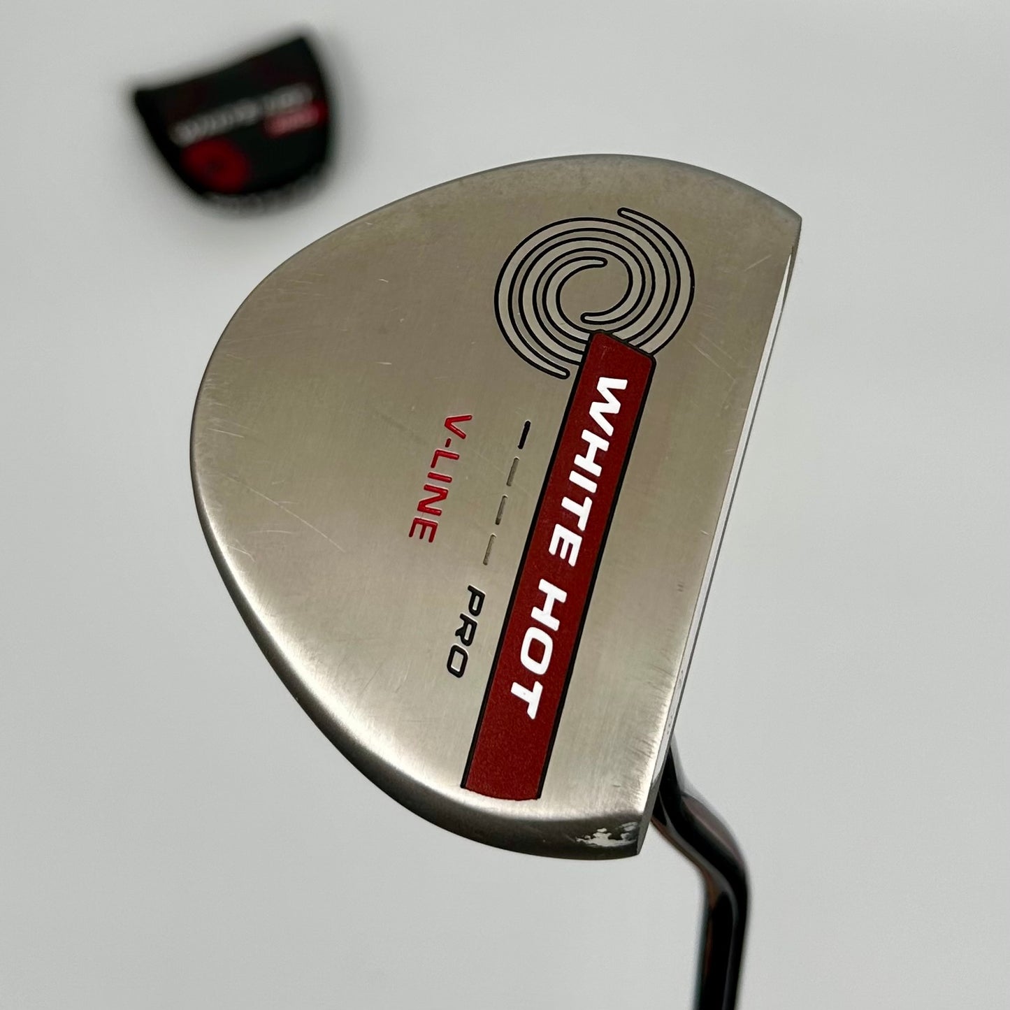 Odyssey White Hot Pro V-Line / 34"
