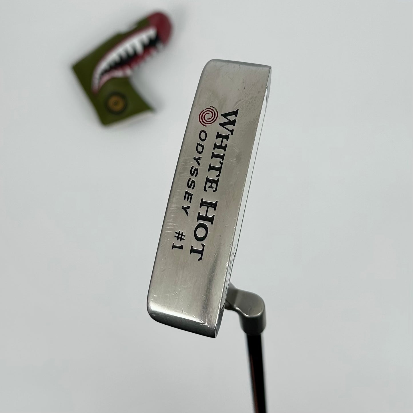 Odyssey White Hot #1 / 34"