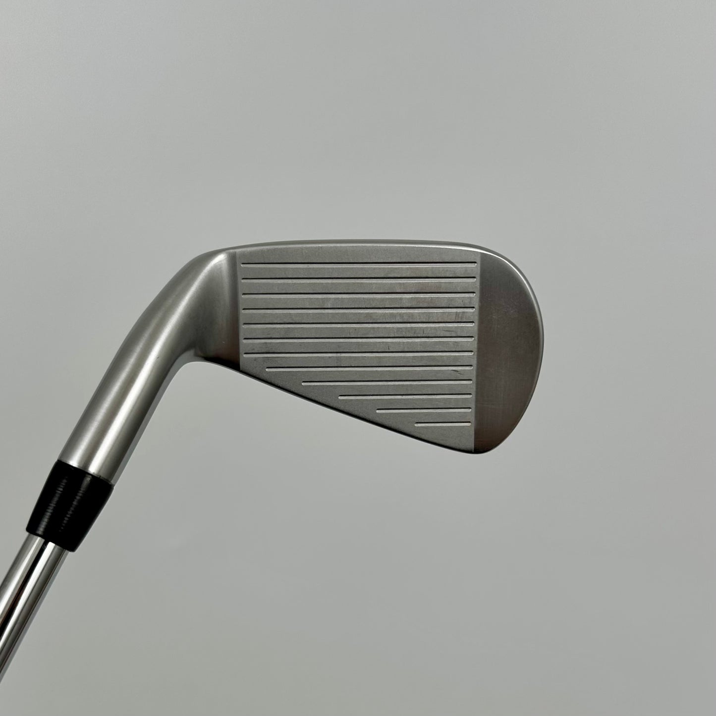 Titleist T250 Launch Specs 4G 6-P / Regular / TT AMT Red R