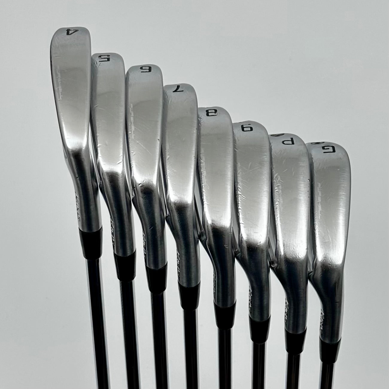 Cobra KING Forged Tec 4-GW / Regular / KBS Tour Lite R