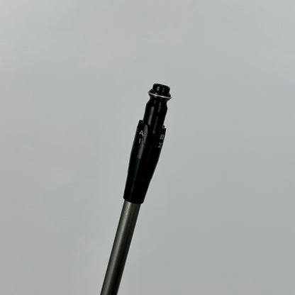 UST Mamiya Helium 5F4 FW / Stiff / Titleist