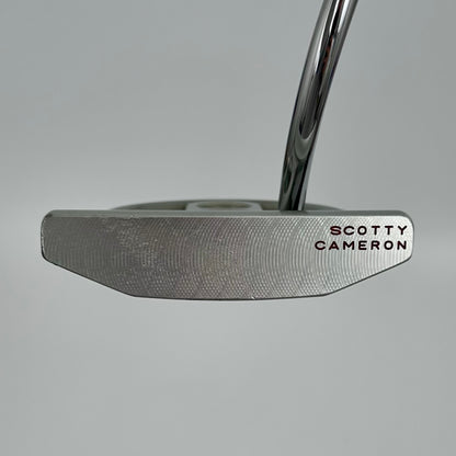 Scotty Cameron Futura / 34"
