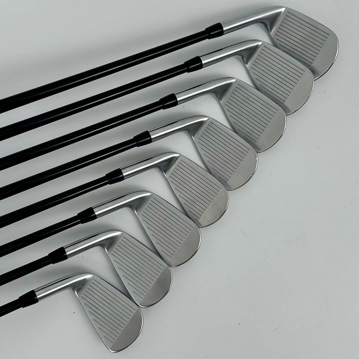Titleist T100s 4-GW / Stiff / Tensei AV Blue AM(2) S