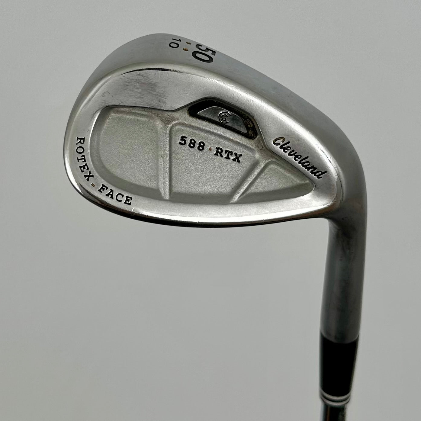 Cleveland 588 RTX Rotex Face 50° / Wedge-flex / TT Dynamic Gold Wedge