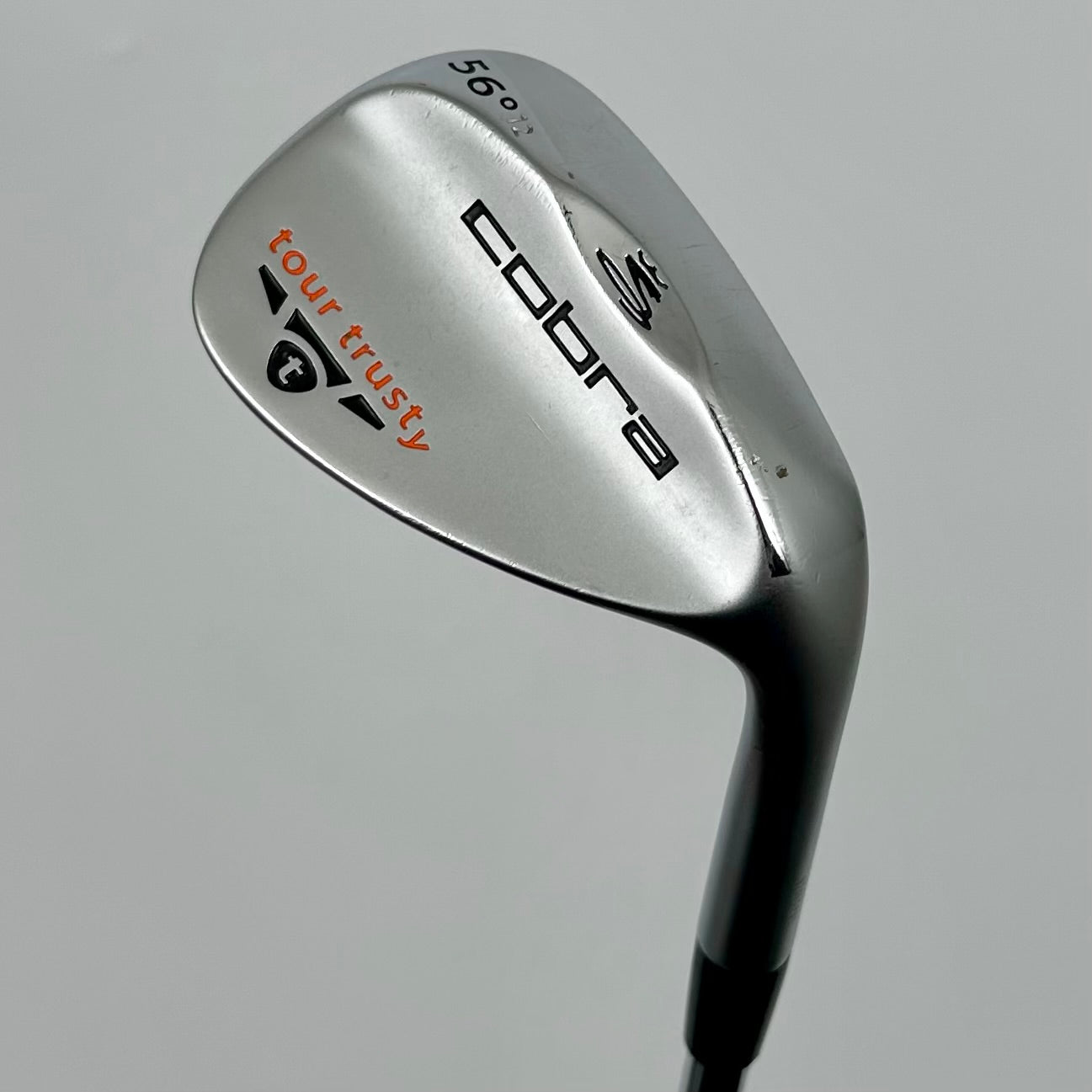 Cobra Tour Trusty 56° / Stiff