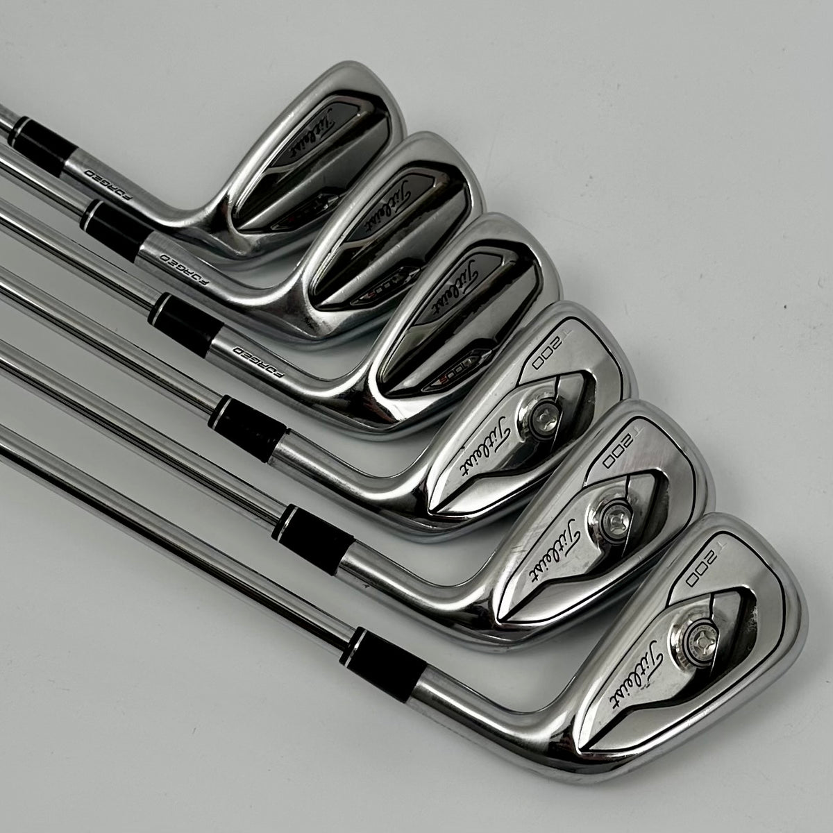 Titleist T100s/T200 5-P / Regular / TT AMT Red R300