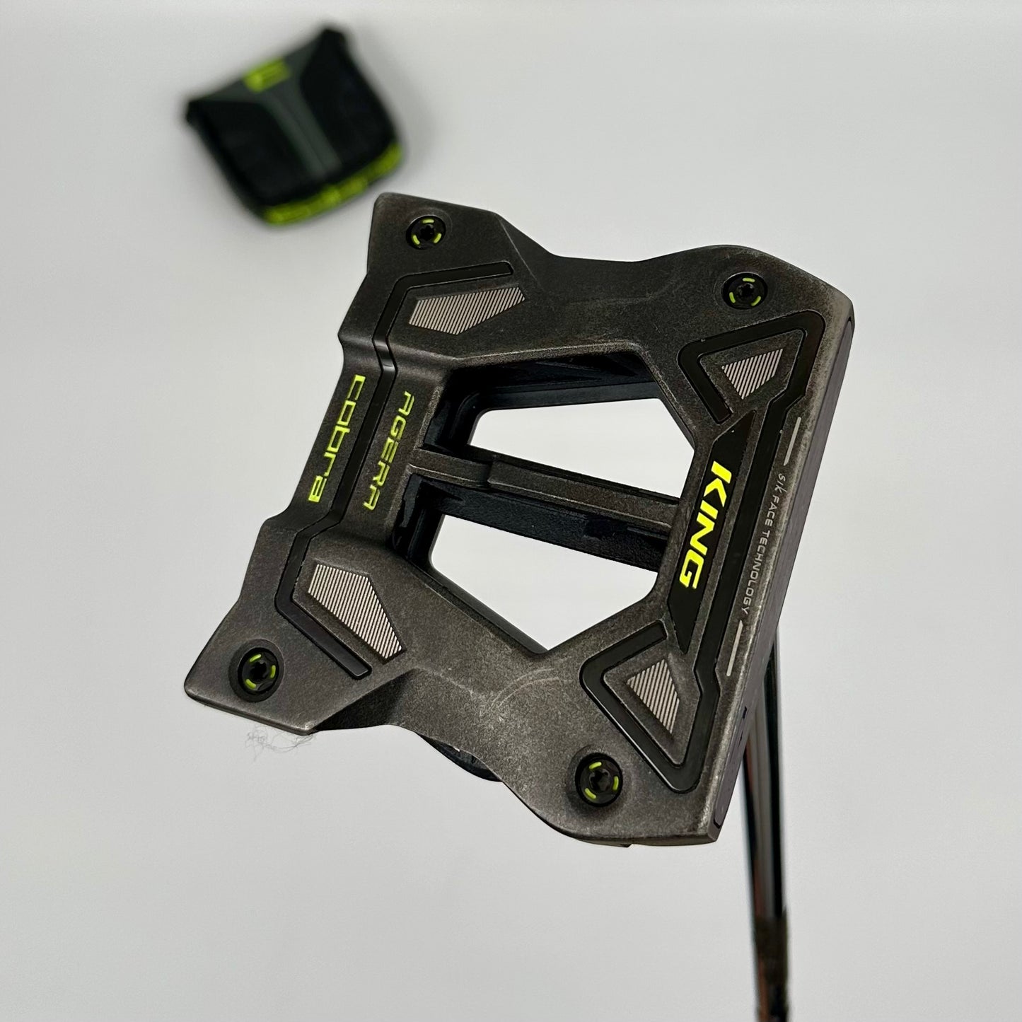 Cobra King Agera Center Shaft / 34"