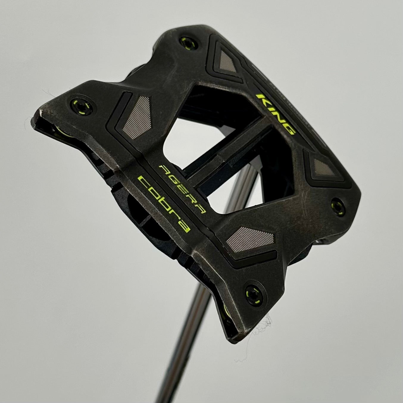 Cobra King Agera Center Shaft / 34"