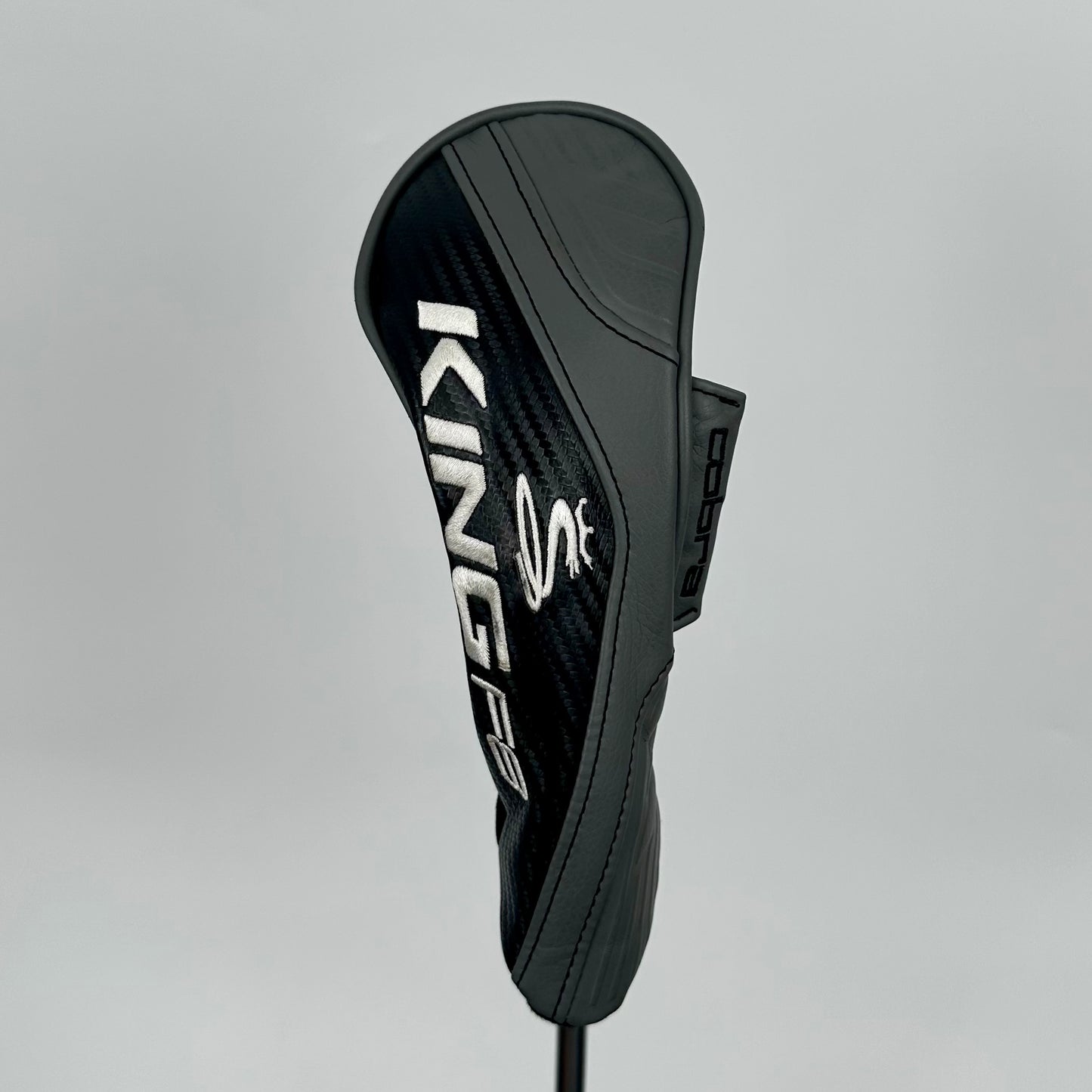 Cobra King F8 Baffler Hybrid 4 22° / Regular / Aldila Rogue Pro R-75