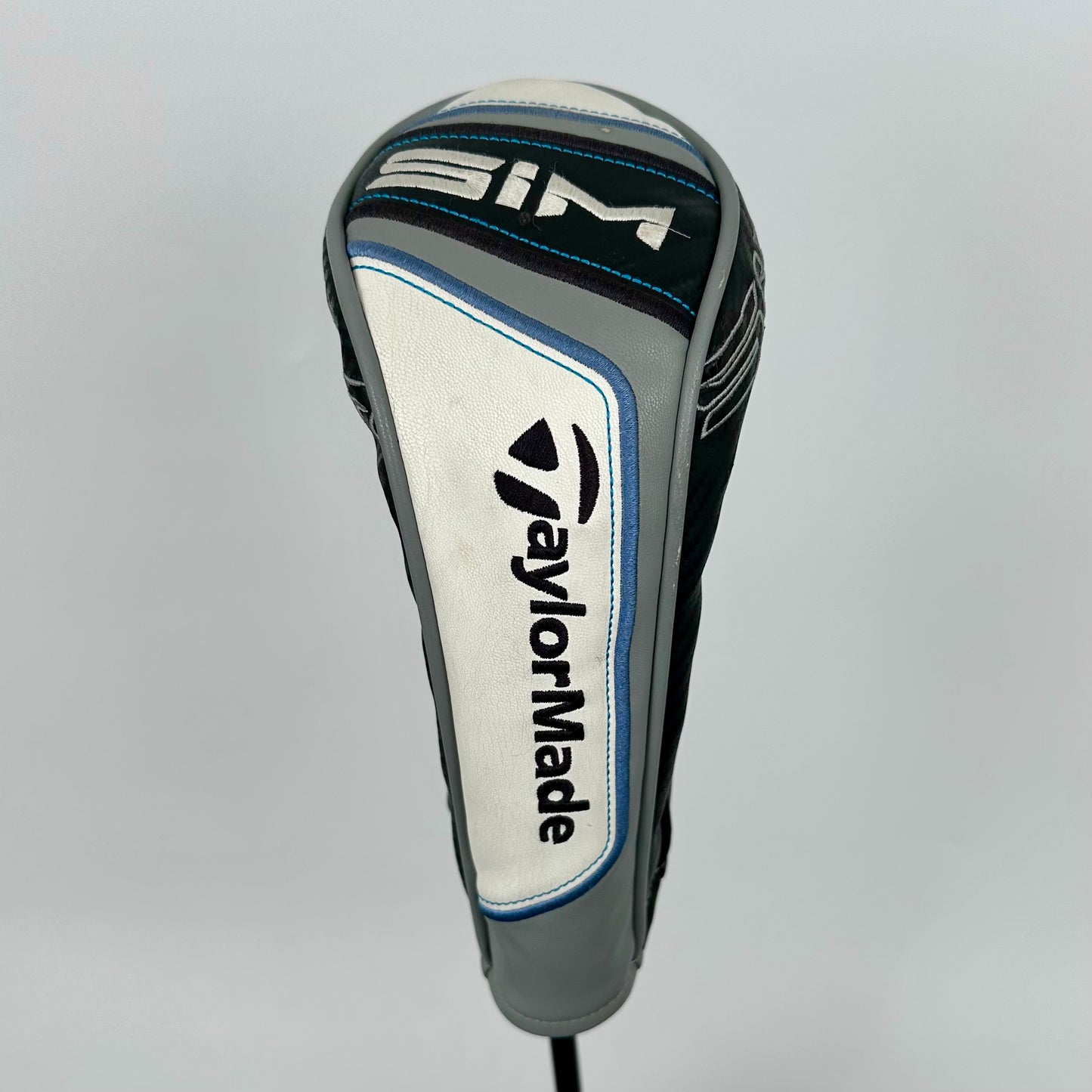 TaylorMade SIM Titanium FW3 15° / Stiff / Fujikura Ventus Blue FW 6-S