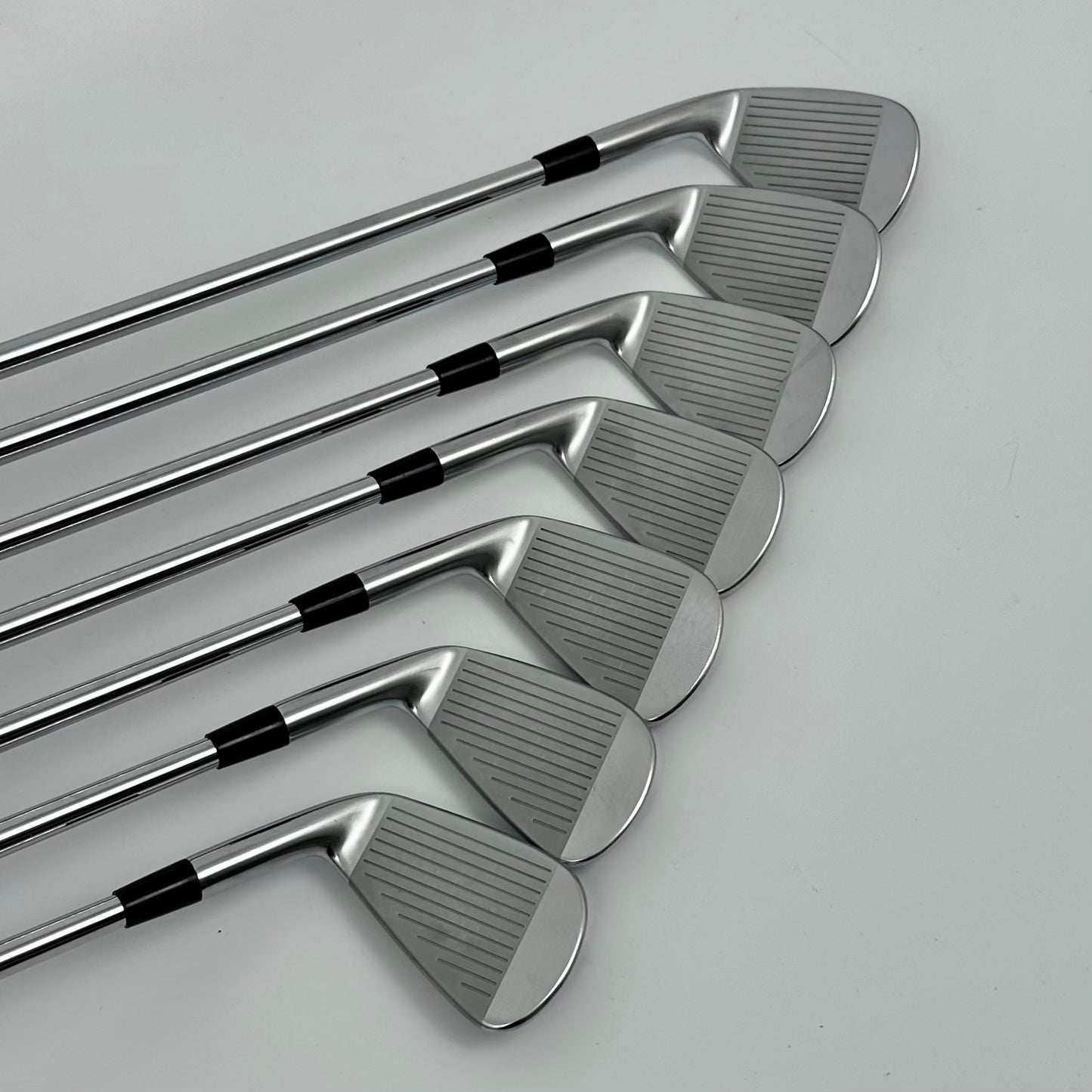 Mizuno Pro 221 4-P / X-Stiff / Nippon N.S.Pro Modus 3 Tour 120 X