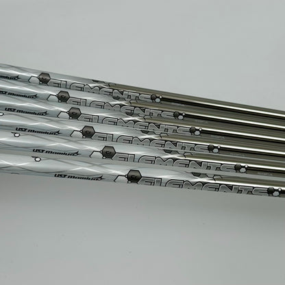 Wilson Staff D200 6-SW / Senior / UST Mamiya Elements Chrome 59FA