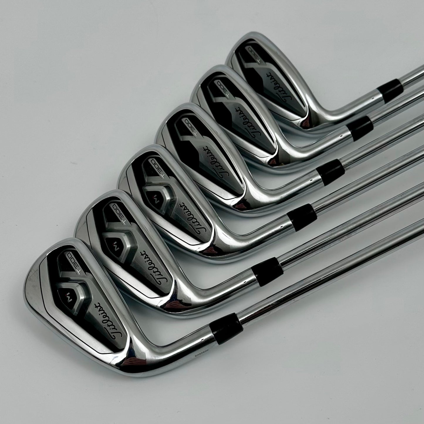 Titleist T300 5-PW / Regular / TT AMT Red R300