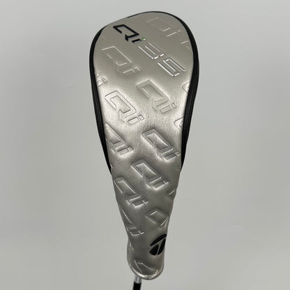 TaylorMade Qi35 Rescue Hybrid 4 22° / Regular / Fujikura Ventus Blue HB 6-R