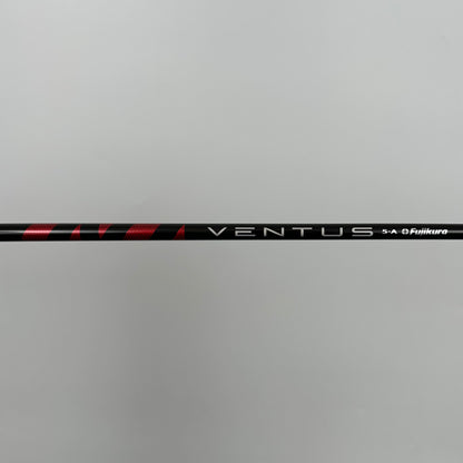 TaylorMade Stealth Hybrid 4 22° / Senior / Fujikura Ventus Red 5-A