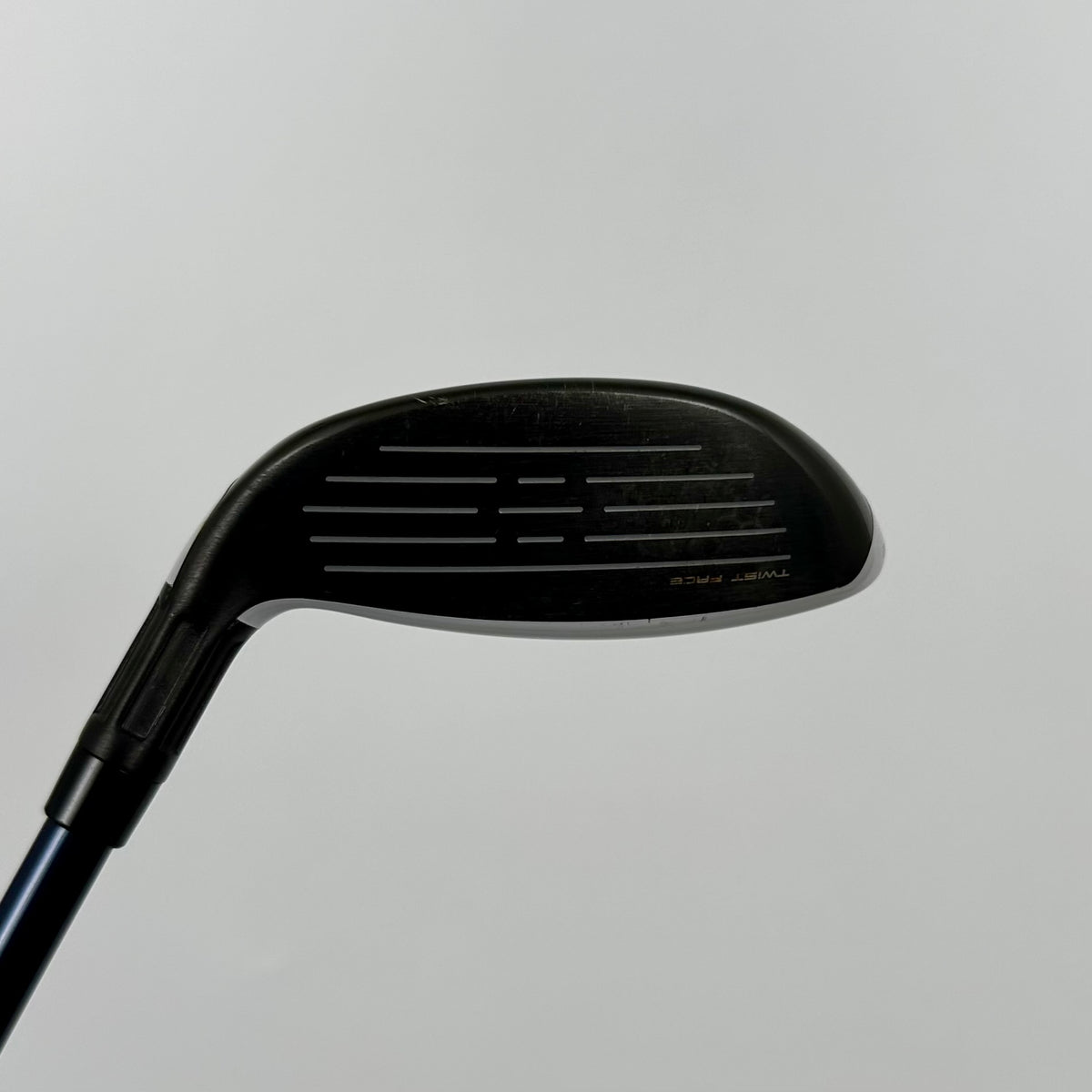 TaylorMade SIM2 Max Hybrid 4 22° / Stiff / Fujikura Ventus Blue 7-S