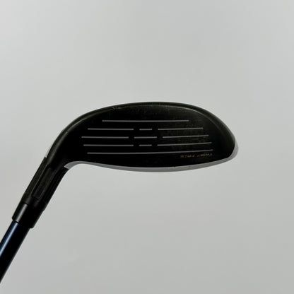 TaylorMade SIM2 Max Hybrid 4 22° / Stiff / Fujikura Ventus Blue 7-S