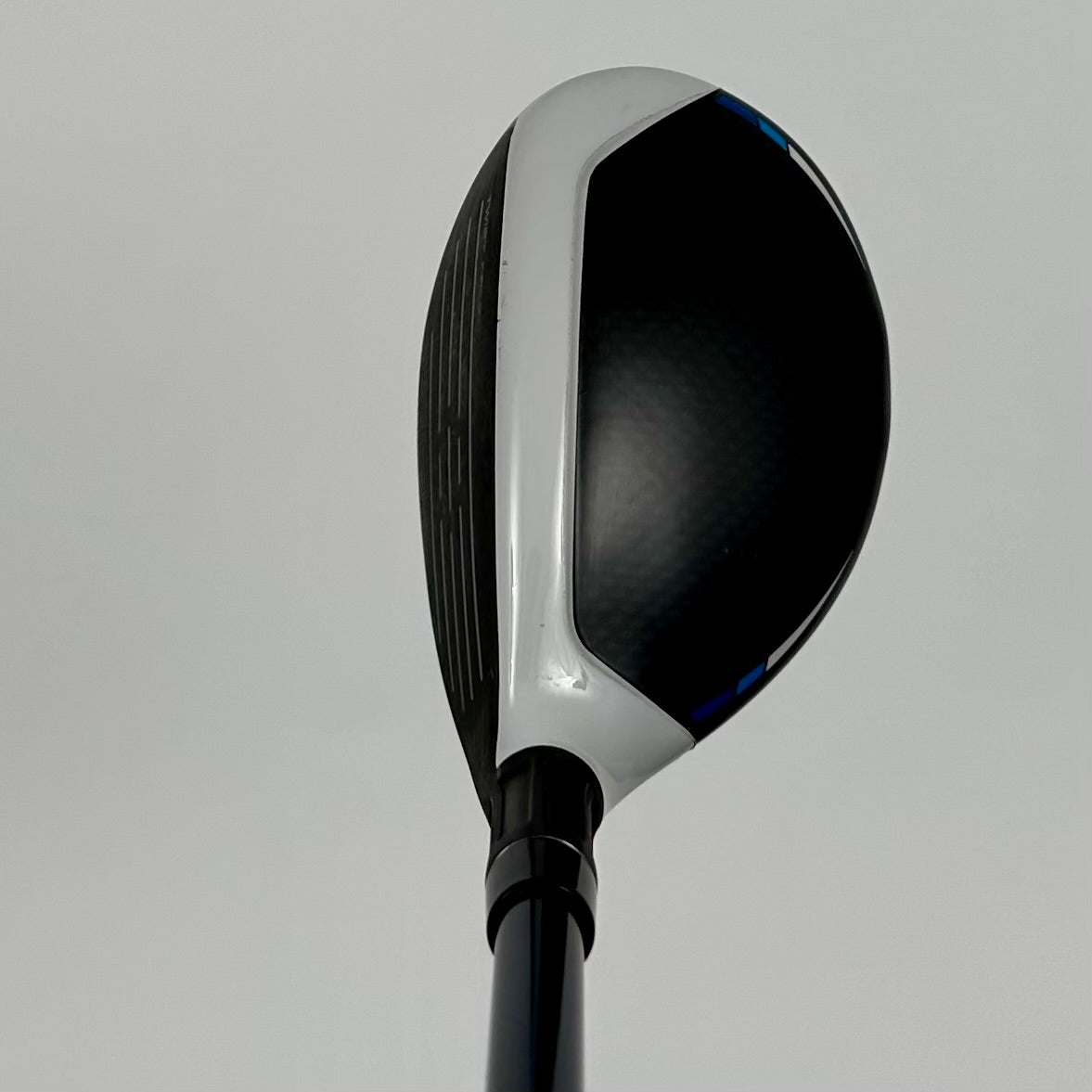 TaylorMade SIM2 Max Hybrid 4 22° / Stiff / Fujikura Ventus Blue 7-S