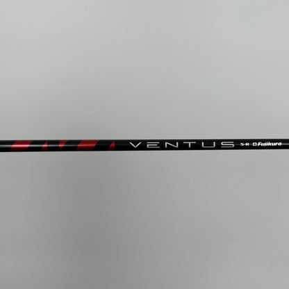 TaylorMade Stealth Driver 10,5° / Regular / Fujikura Ventus Red 5-R