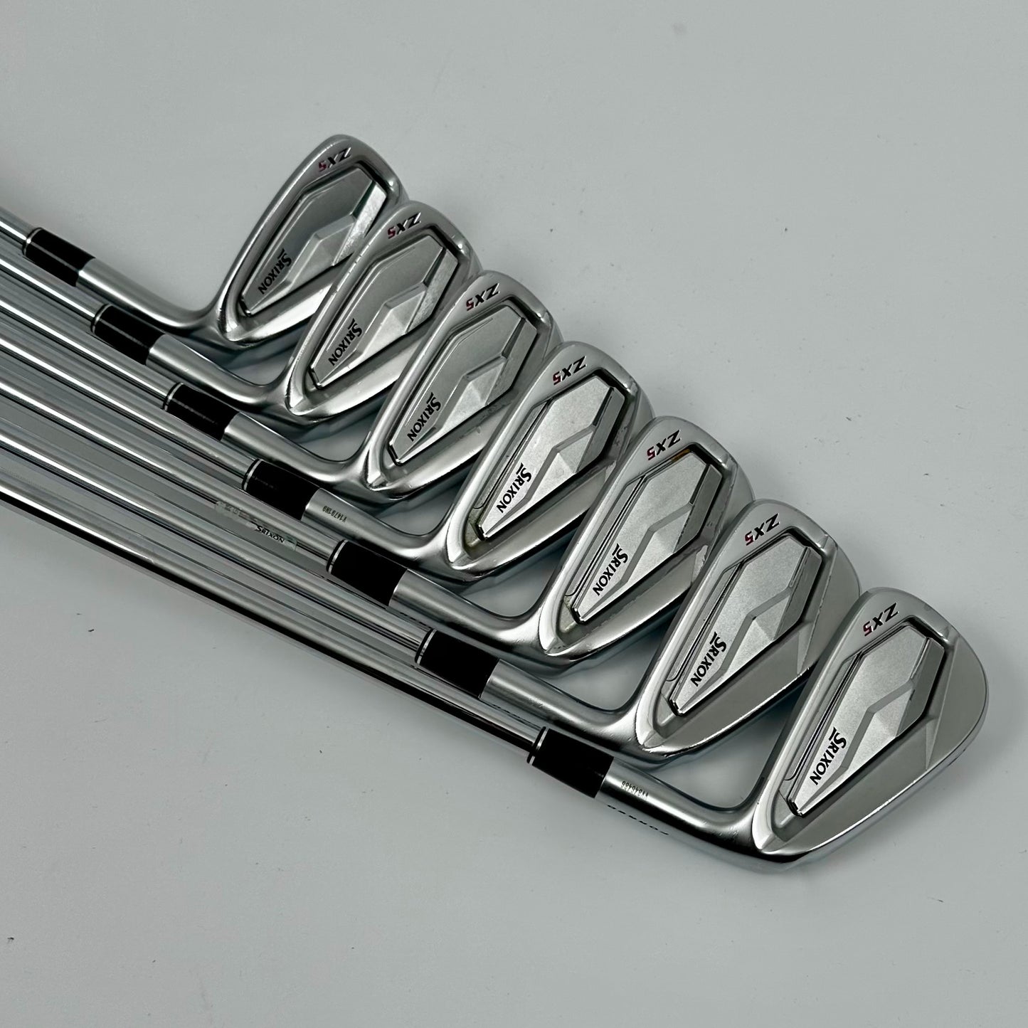 Srixon ZX5 4-P / Regular / Nippon N.S. Pro Modus 3 Tour 105 R