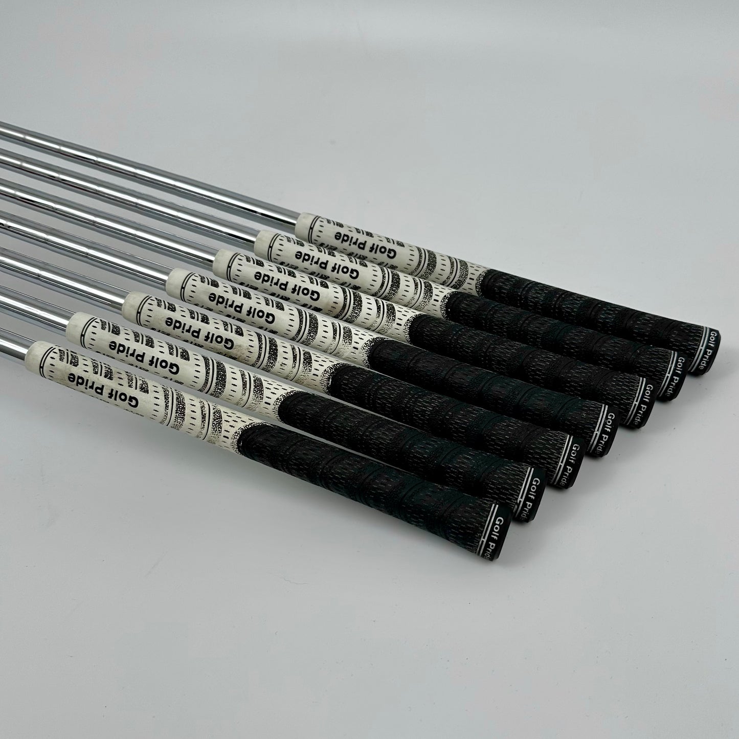 Srixon ZX5 4-P / Regular / Nippon N.S. Pro Modus 3 Tour 105 R