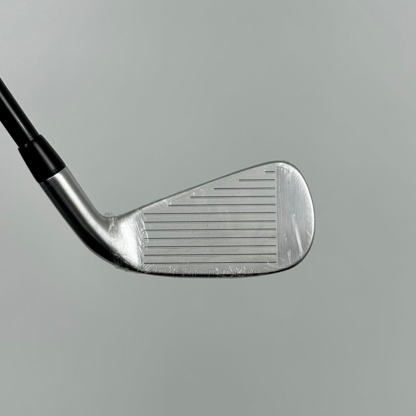 Titleist U505 Utility 4 22° / Regular / Hzrdus RDX Smoke 5.5 80g HY