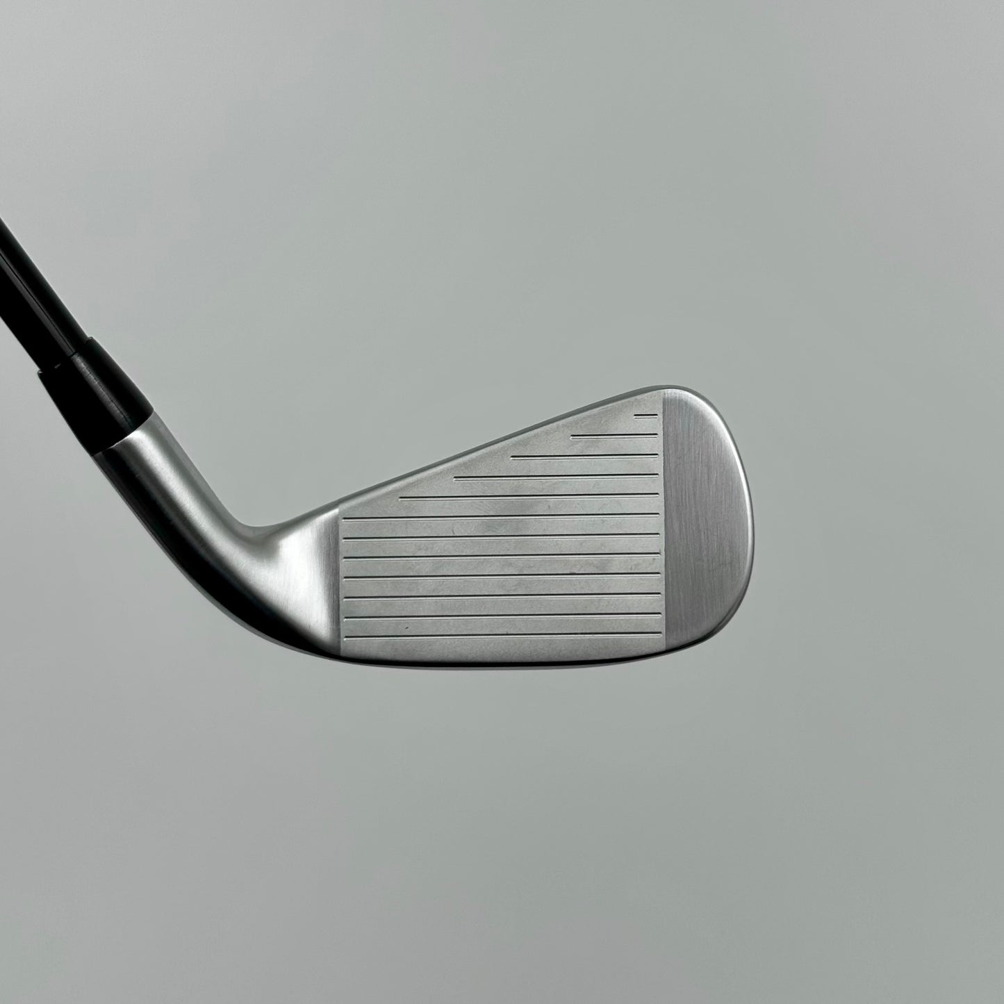 Titleist U505 Utility 4 22° / Regular / Hzrdus RDX Smoke 5.5 80g HY