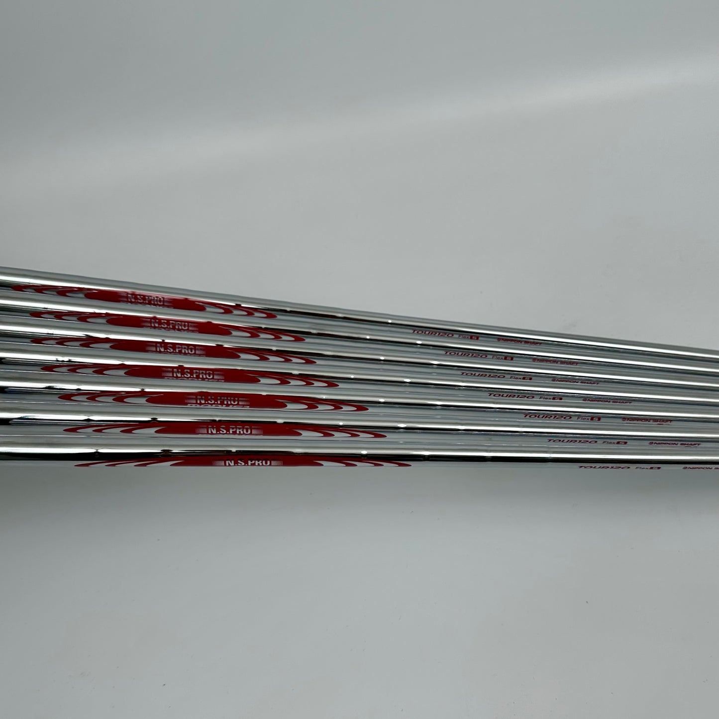 TaylorMade P770 5-AW / Stiff / Nippon N.S.PRO Modus 3 Tour 120 S