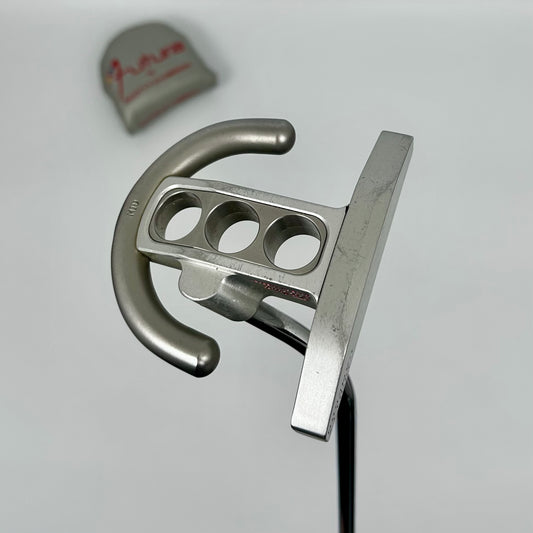 Scotty Cameron Futura Broomstick / 43"
