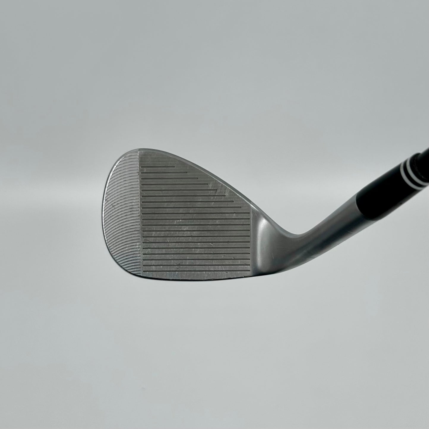 Cleveland CBX4 Zipcore 54° / Wedge-flex / UST Mamiya Recoil Dart 80 Wedge