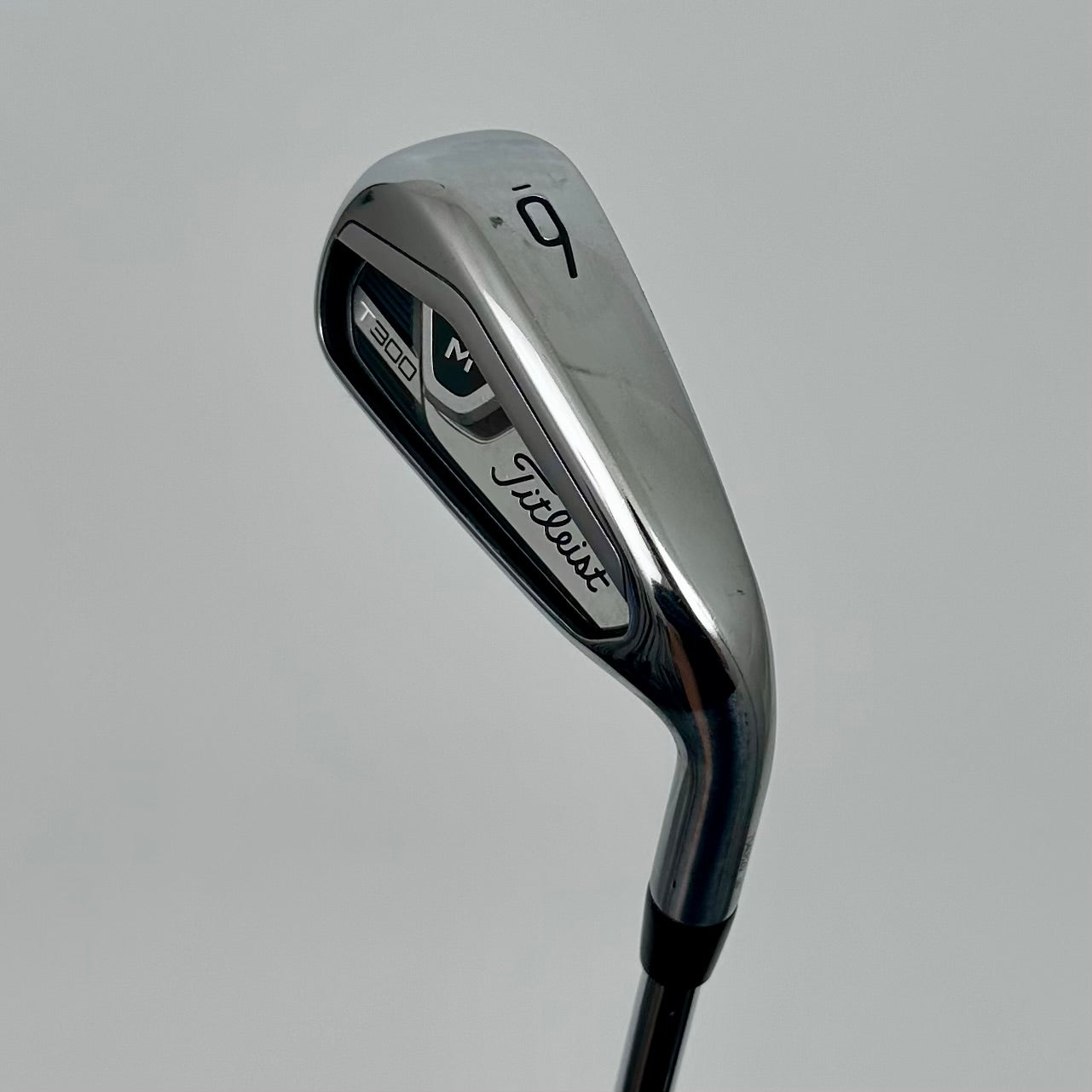 Titleist T300 5-GW / Regular / TT AMT Black R300