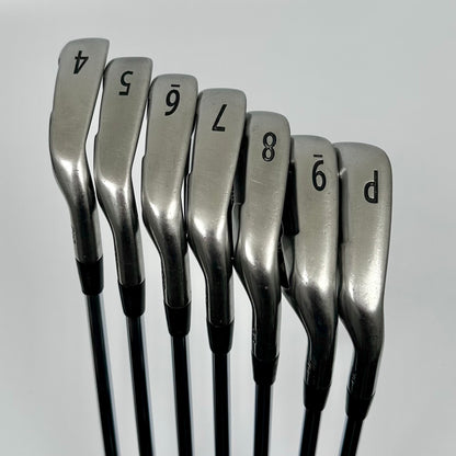 Titleist AP1 710 4-P / Stiff / True Temper Dynamic Gold S300