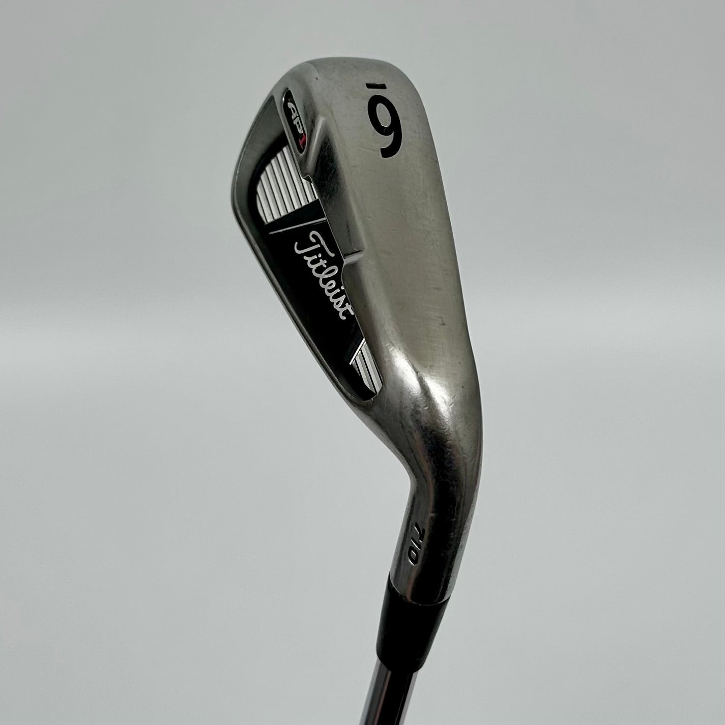 Titleist AP1 710 4-P / Stiff / True Temper Dynamic Gold S300