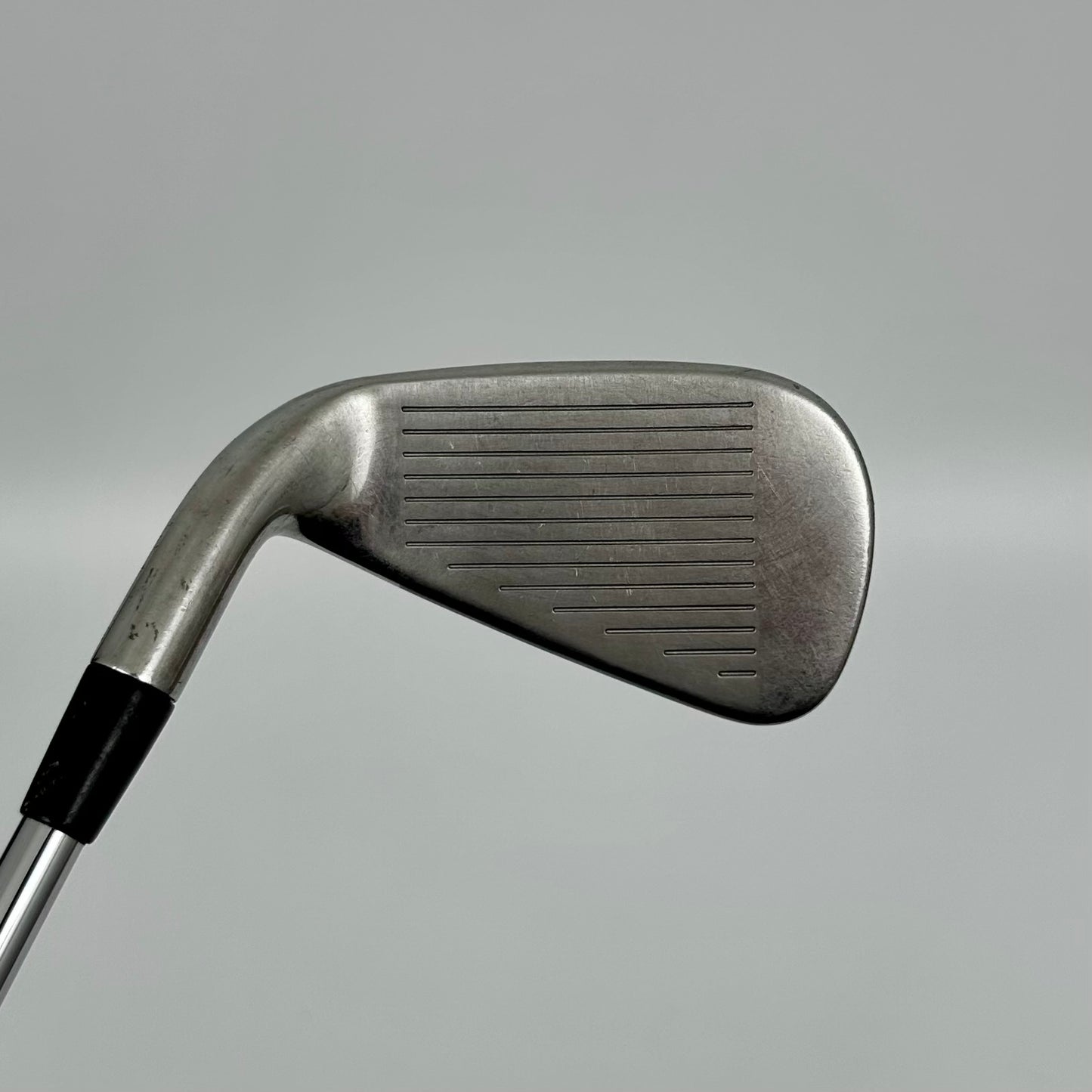 Titleist AP1 710 4-P / Stiff / True Temper Dynamic Gold S300