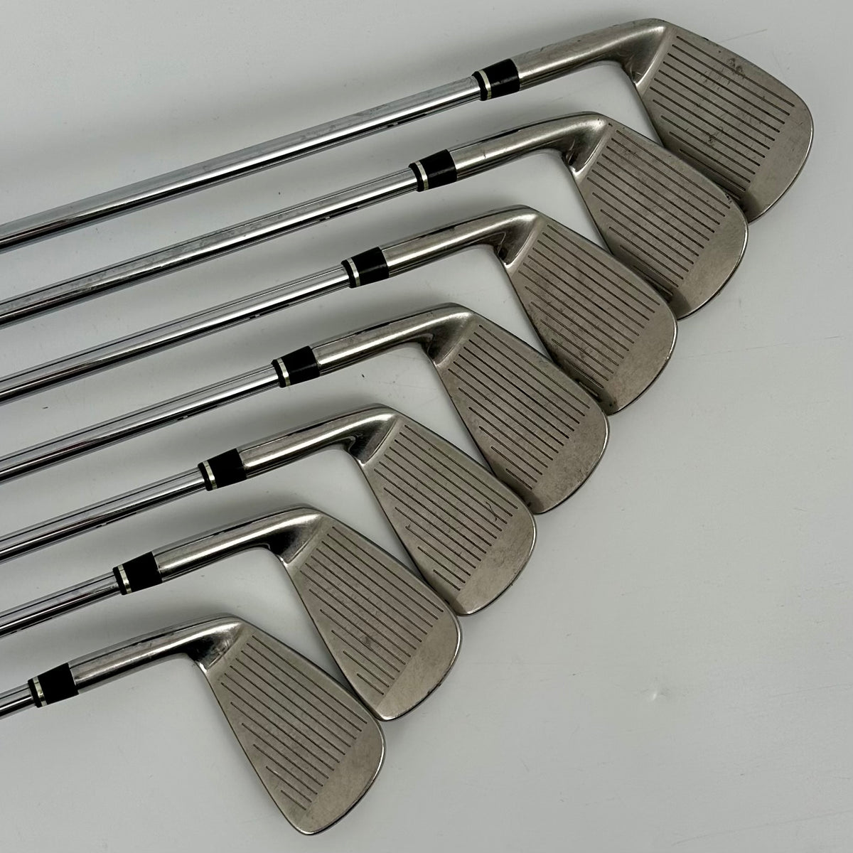 Wilson Staff Pi7 4-P / Regular / TT Dynamic Gold R300