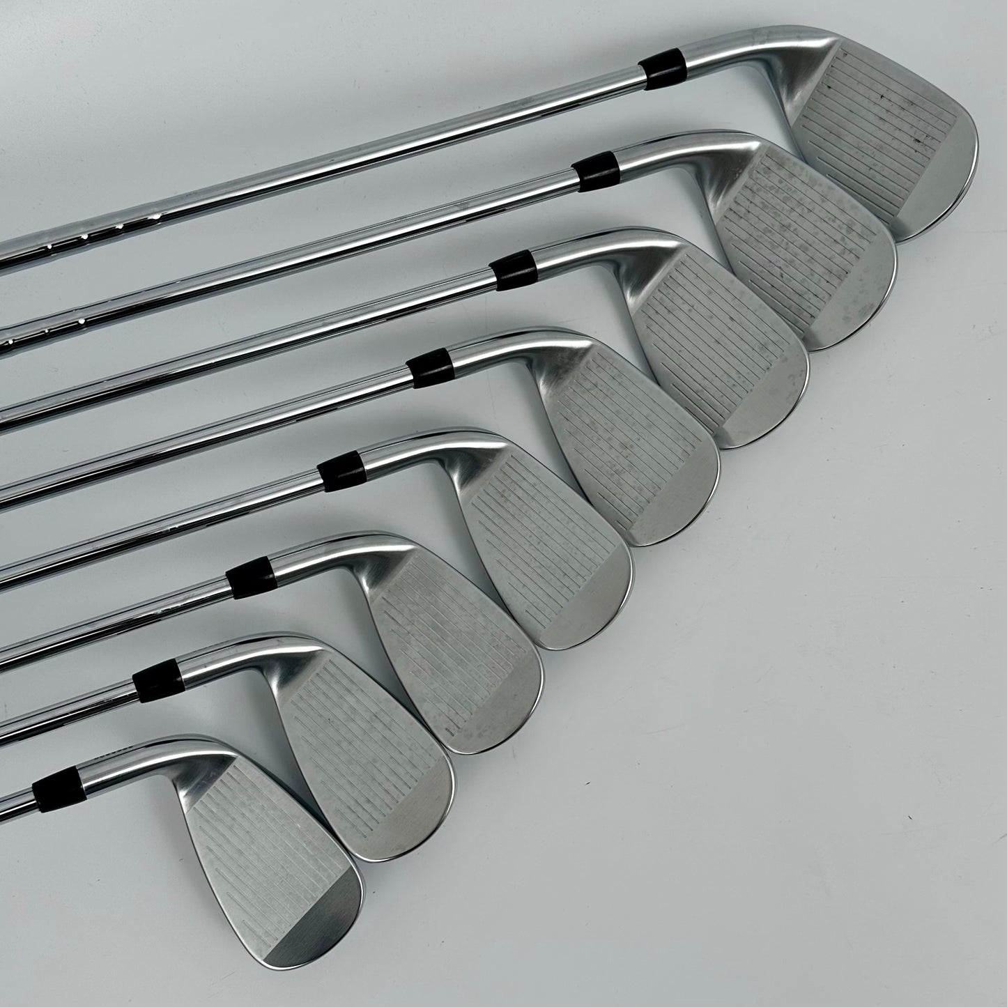 Titleist T400 5-PW+43°+49° / Stiff / TT AMT Red S300