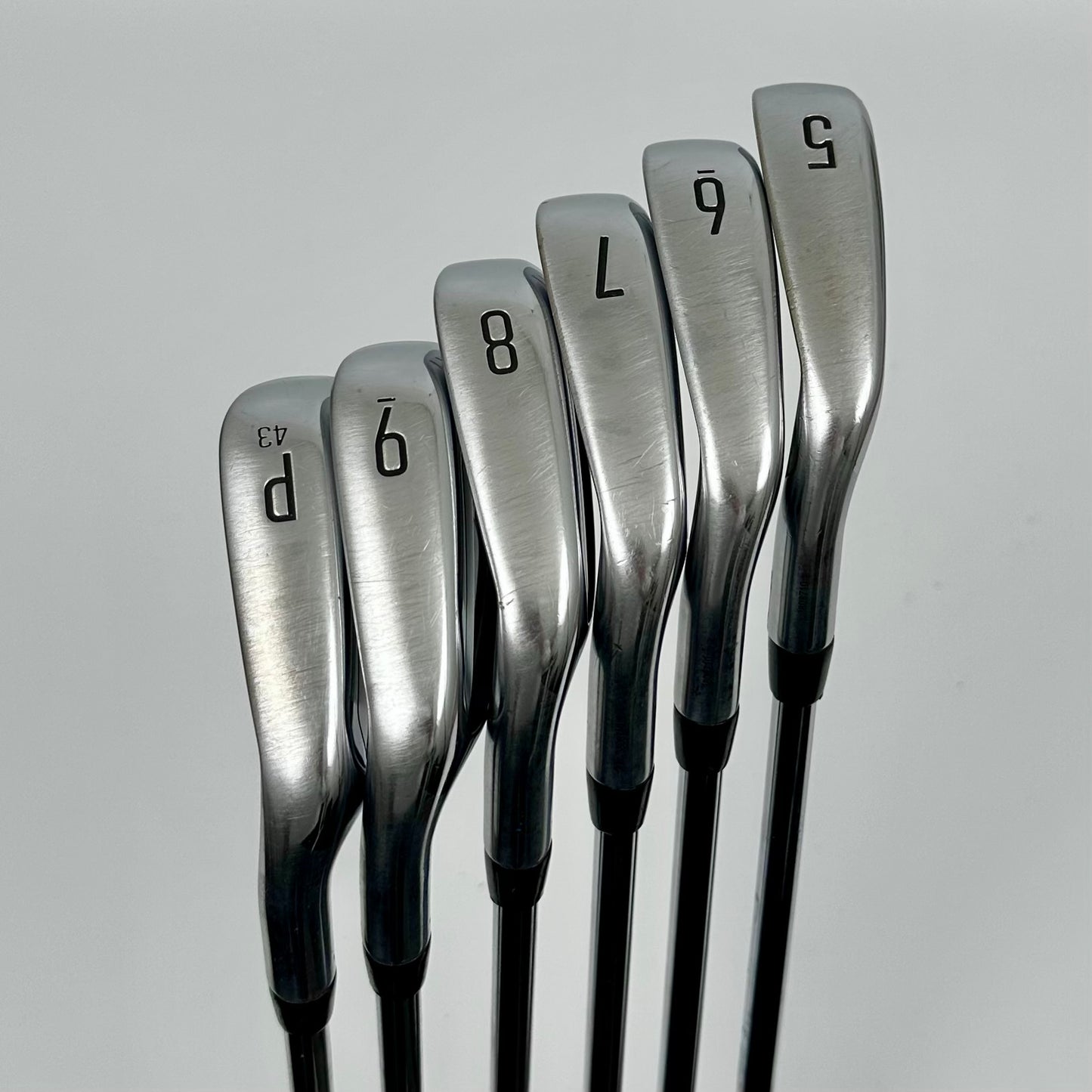 Titleist T300 5-PW / Stiff / TT AMT Red S300