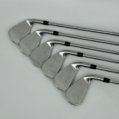 Titleist T300 5-PW / Stiff / TT AMT Red S300