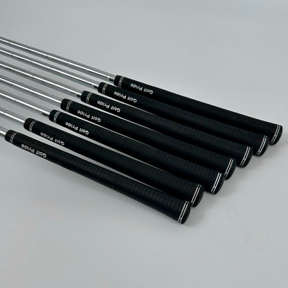 Wilson Staff D9 Forged 5-GW / Regular / TT Dynamic Gold 90 R300