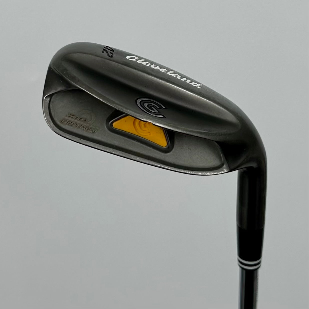 Cleveland Niblick Zip Grooves 42° / 35"