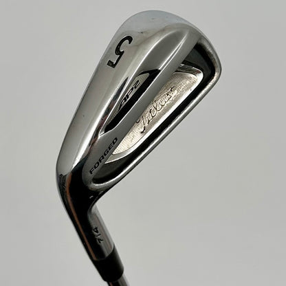 Titleist AP2 714 J5 / Regular / KBS Tour R