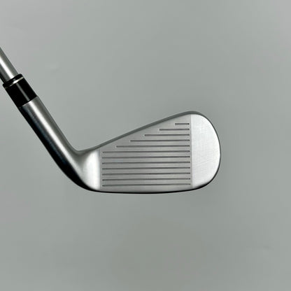 TaylorMade SIM UDI Utility 2 18° / Stiff / Diamana HY 90 Thumb S