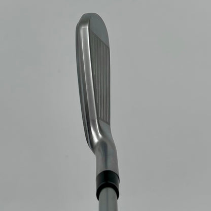 TaylorMade SIM UDI Utility 2 18° / Stiff / Diamana HY 90 Thumb S