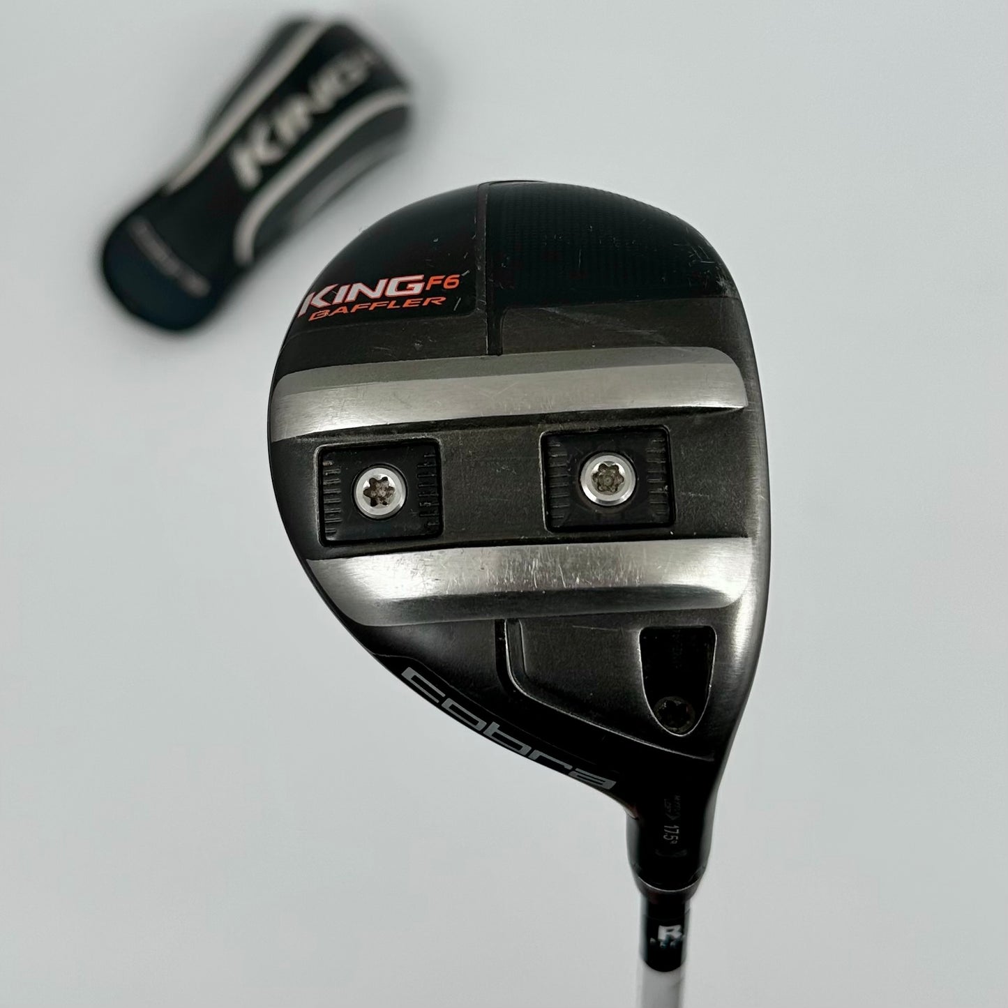 Cobra F6 Baffler FW4-5 17,5° / Regular / Matrix Ozik 65 Red Tie R