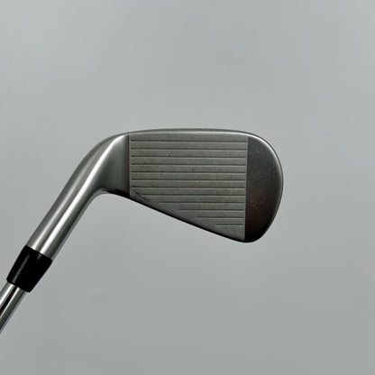 Titleist T100s 6-P / Stiff / TT AMT Black S300